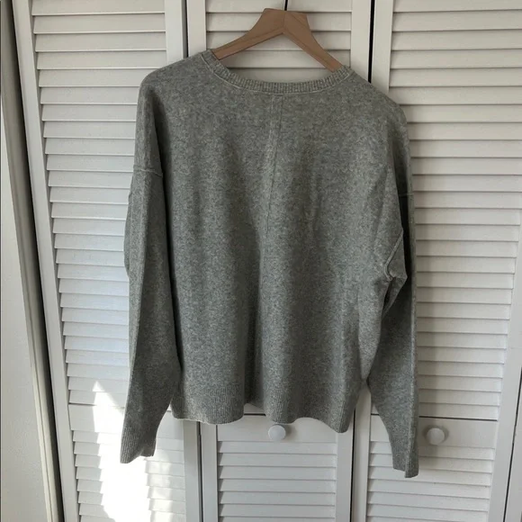 Free People Gray Crewneck Men's Sweater Sz S - Picture 3 of 4